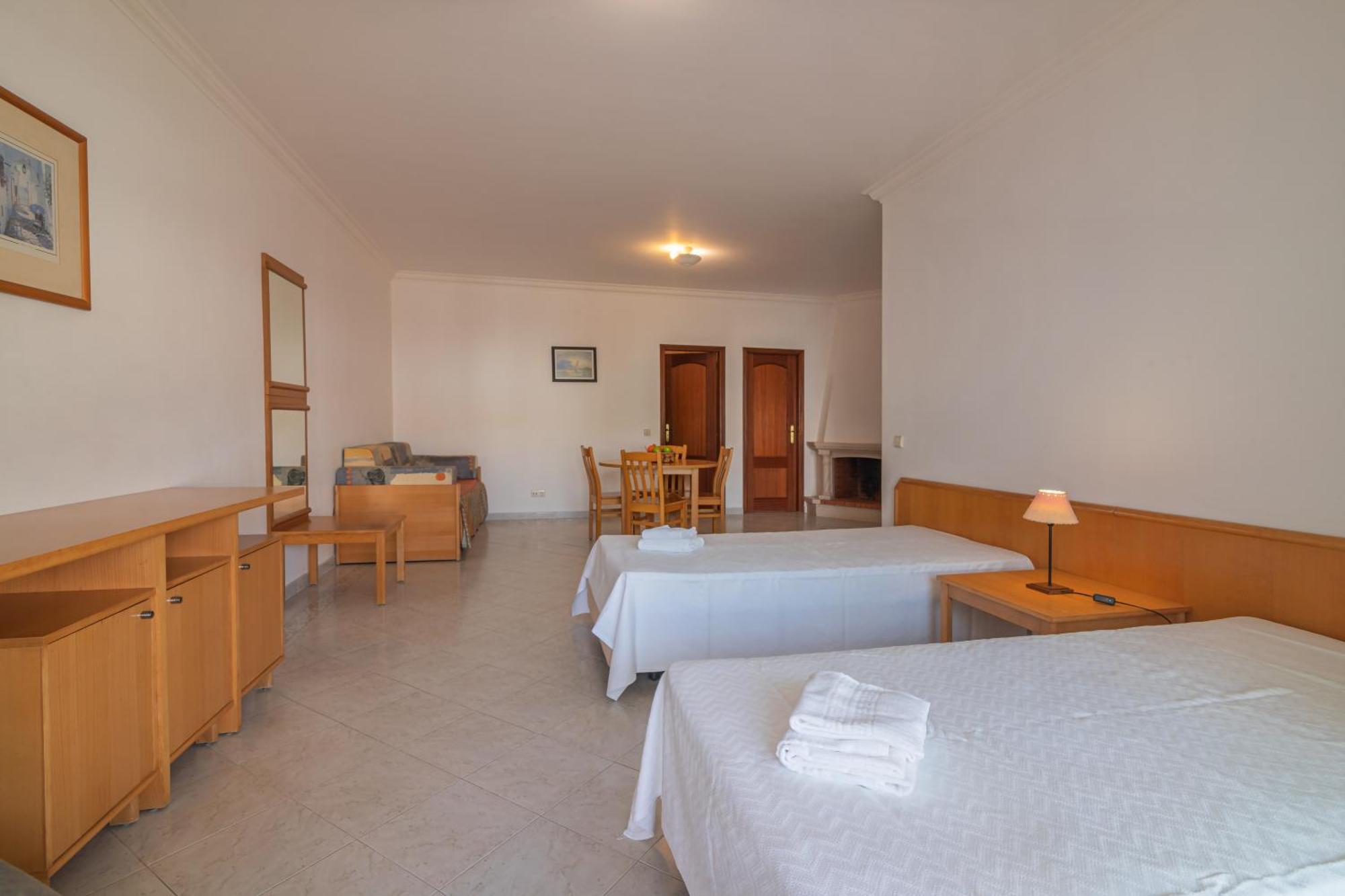 Aldeamento Turistico Aldeia Da Gale Ξενοδοχείο Αλμπουφέιρα Εξωτερικό φωτογραφία